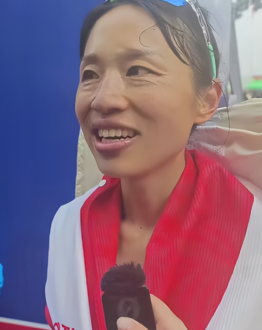 钱再多也没用！35岁最快女护士张水华的现状，给中年女性提了个醒