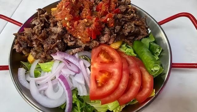 中国被下套了！土耳其免签坑惨游客，首批国人已被收割到破产