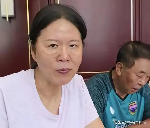 天哪！63岁郎平，怎么变成这样了，还不如自然老去