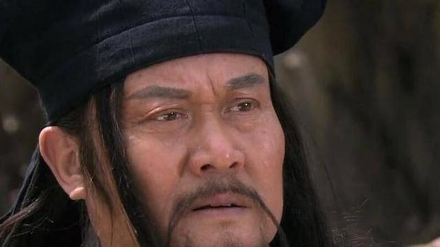 他是梁山最阴险之人，一身绝技却装弱，宋江死后，他投奸臣当走狗