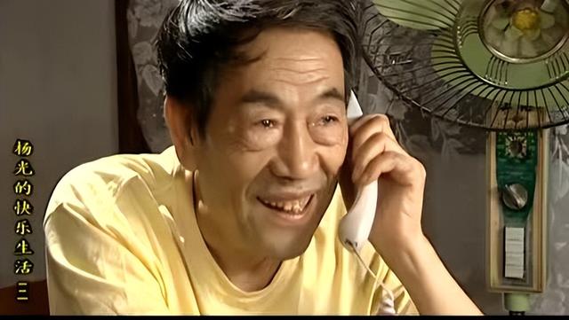 爹亲娘亲不如钱亲！杨少华去世仅1天，让人恶心的事就发生了！