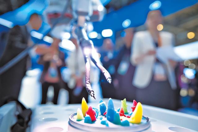 智汇全球，科技领航