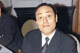 14岁辍学，27岁身家20亿，他实现阶级跨越后风流半生，47岁时离世图片