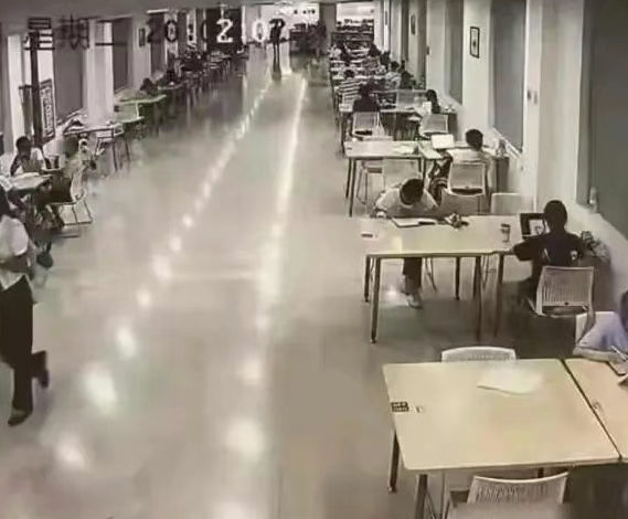 武大性骚扰案反转？受害人回应，恶心一幕出现，胡锡进怒斥不公