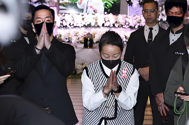 演员张振寰去世，遗体在家中放臭才被人发现，晚年凄凉被儿子抛弃