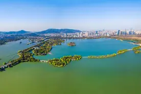 太湖平均水深才1.9米，能不能把它挖深，变成第一大淡水湖？图片