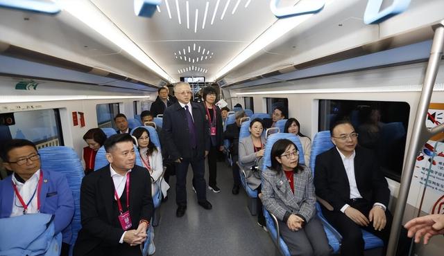 当着所有人的面，蒋万安喊出一句话，给处境艰难的赖清德沉重一击