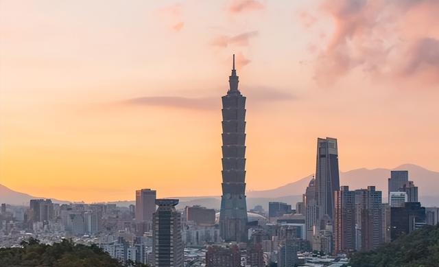 中国用48个小时，给特朗普上了两课，统一会快到让美国措手不及