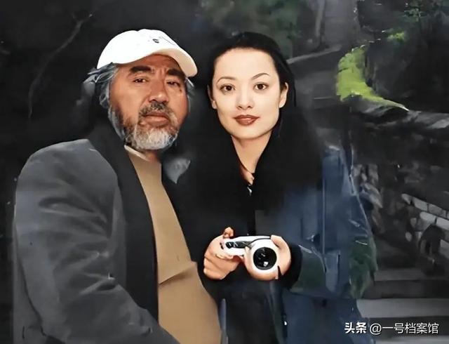 一语成谶！74岁张纪中爷孙恋翻车，年仅一岁的女儿承受“恶意”
