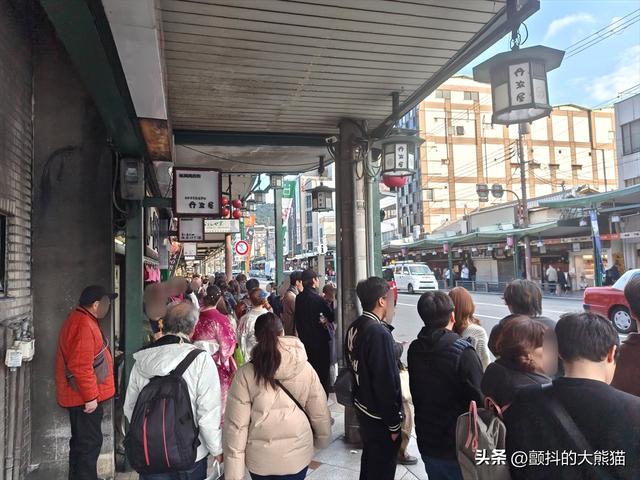 【实地直击】过度旅游真的缓解了？探访中国人身影消失后的京都