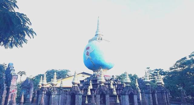 一寨两国异域风情