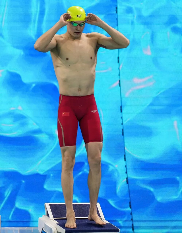 孙杨不再隐瞒！公开回应是否退役，自称很遗憾，印证了潘展乐的话