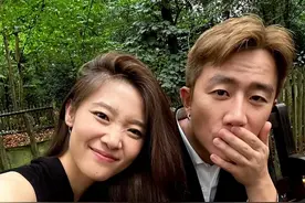 相恋5年突然官宣女友，黄轩首次回应图片