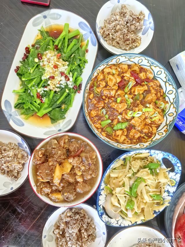 柯街黑温泉度假之旅，最后一个赶集日的烟火与日常