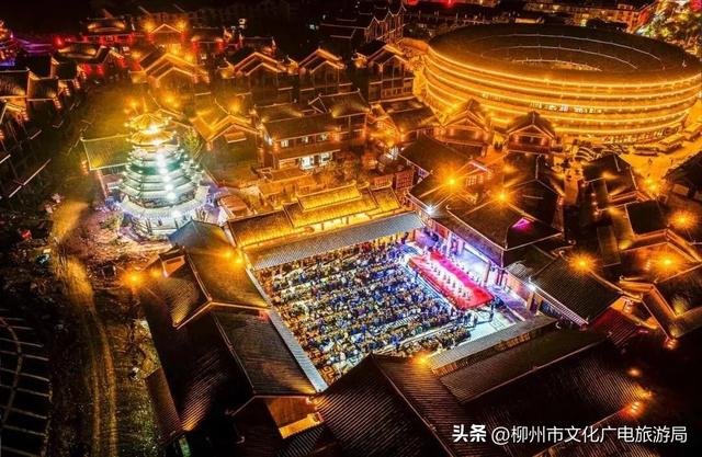 躲进三江的山水里，是治疗精神内耗的顶级解药