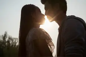 情感洞察 | 男女之间的微妙心理游戏揭秘图片