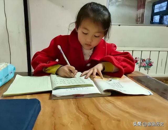 给钱都不要？宁夏一笑成名拒绝百万签约的小女孩，现在成了这样