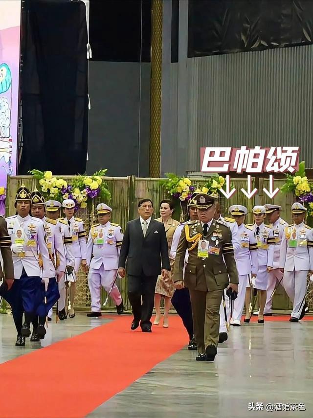 基因强大！泰国王室“香肠嘴”遗传3代，靠娶漂亮王妃也改变不了