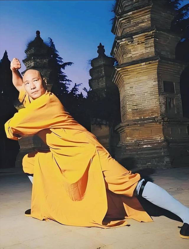 不简单!释永信不光女人和私生子多,他收的6位明星徒弟人尽皆知