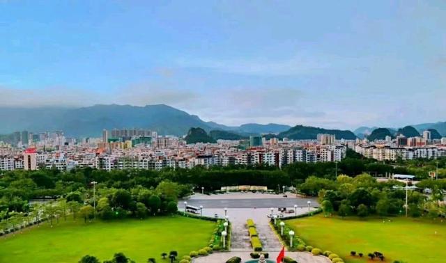 广东人口最少的地级市，常住人口不足240万，还不到东莞的14
