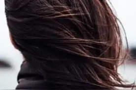 小心这8个洗发坏习惯！头发蹭蹭的掉图片