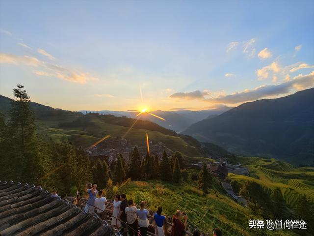 国庆期的龙脊梯田，即使是用老人机，也能拍出最动人的秋景与秋色