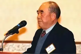 20年台军事强人郝柏村去世：曾与李登辉缠斗数年，主张消灭台独图片
