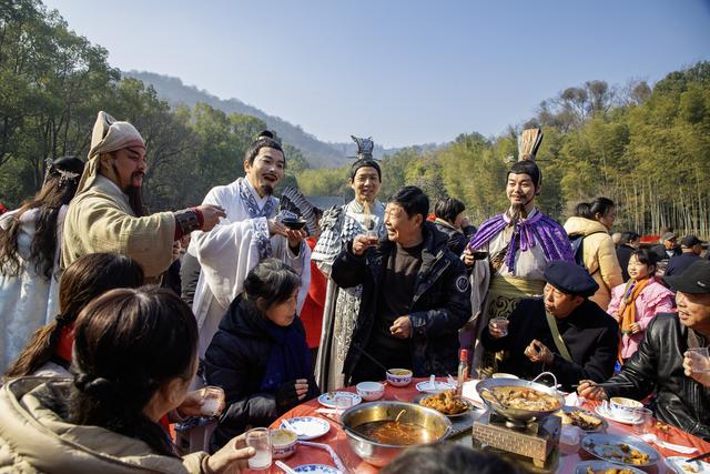 “隆中村宴”热力爆棚！襄阳古隆中元旦邀你和“诸葛亮”同桌吃席