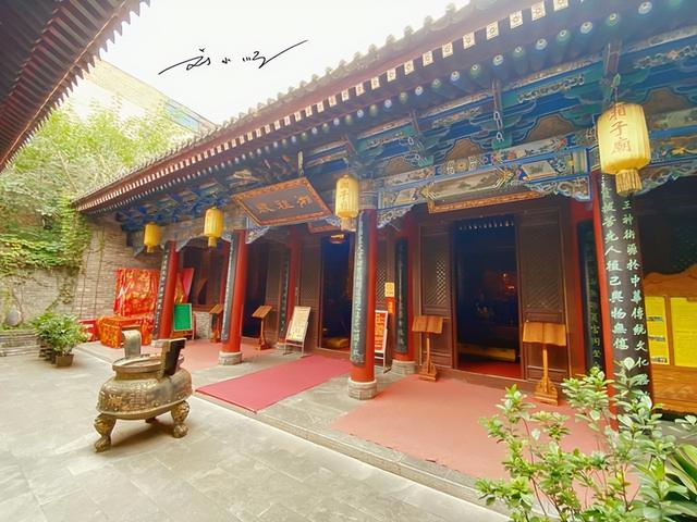 西安南门内藏着一座“冷门寺庙”：门票免费，好多游客却不知道？