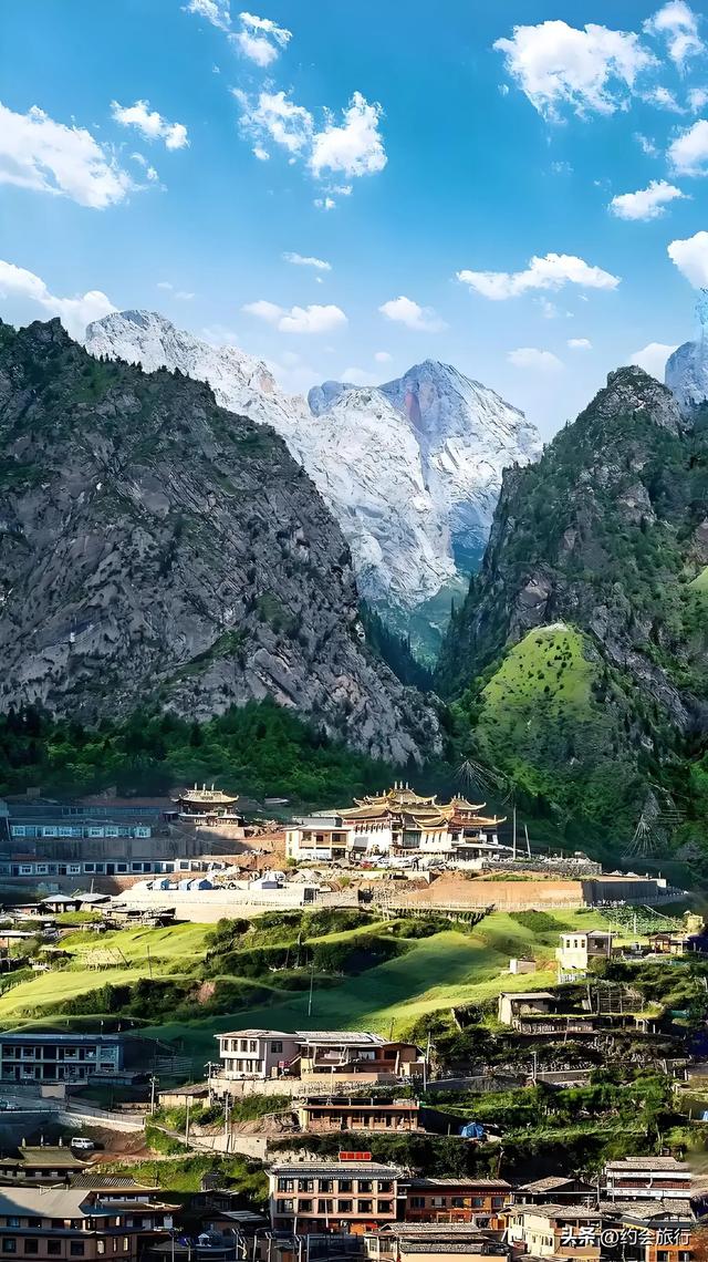 骂声一片！甘肃某景区在国道设卡收费：风景再美，吃相难看
