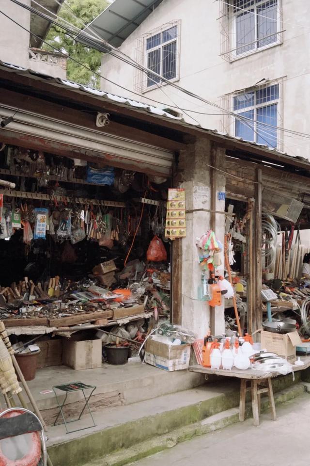 从成都出发，在龙泉山东麓邂逅一座千年场镇的温柔