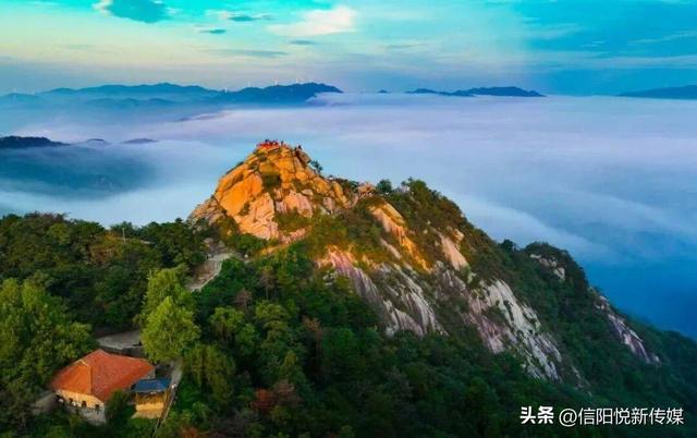 大别山精神永放光芒——信阳鸡公山行