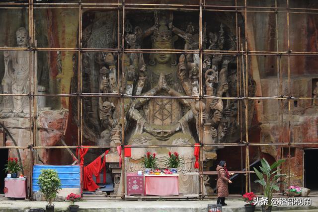 巴蜀石窟：内江东林寺摩崖造像