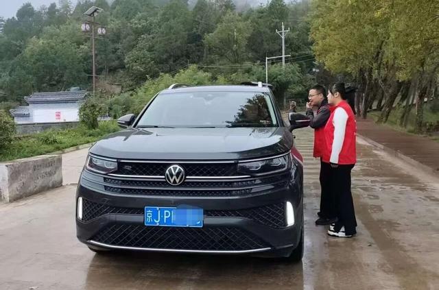 双节“出圈”！大河店镇：美景与服务齐获游客点赞