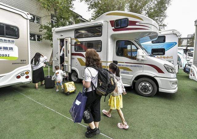订单激增348%，年轻人用租赁爆改旅游