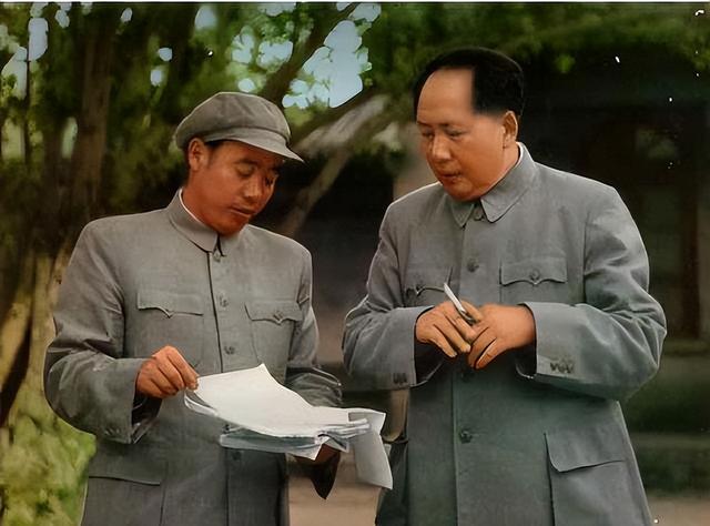 毛主席为何一生不进故宫，终生再未回延安？周总理的谈话道出实情