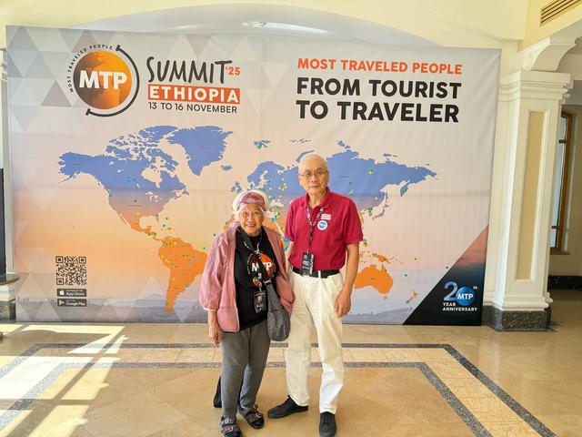 陈广明领取中国首个《联合国特别大师》证书