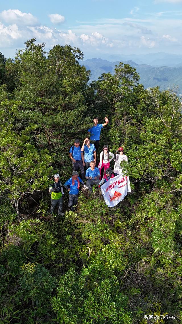 揭西猴面石徒步登山
