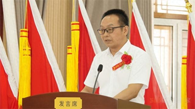 惠风滋润枝头秀 硕果金秋格外红--现代书画网携手书画名家扎根乡村