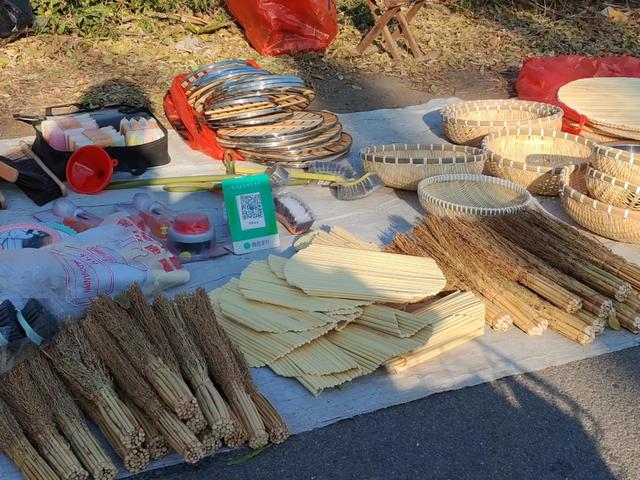 记录德州：岔河河堤上的大集，人山人海，异常热闹