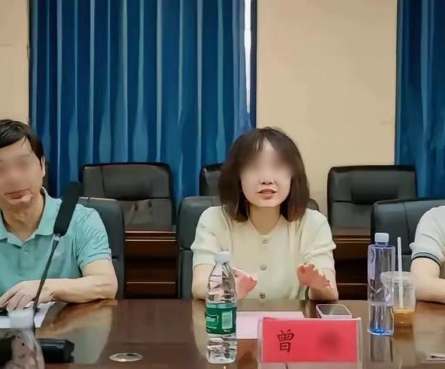 副院长视频后续！眼科女主任爱干净，旧沙发上铺了两张无菌床单