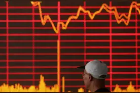 股市有句经典的炒股口诀：不冲高不卖，不跳水不买，横盘不交易！图片