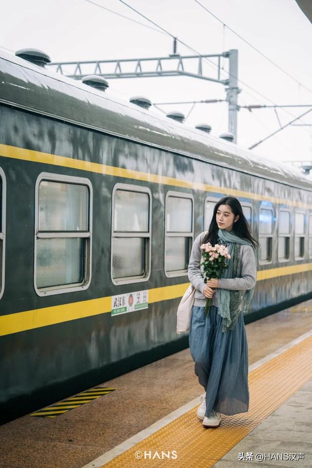 限时体验！坐绿皮火车过武汉长江大桥