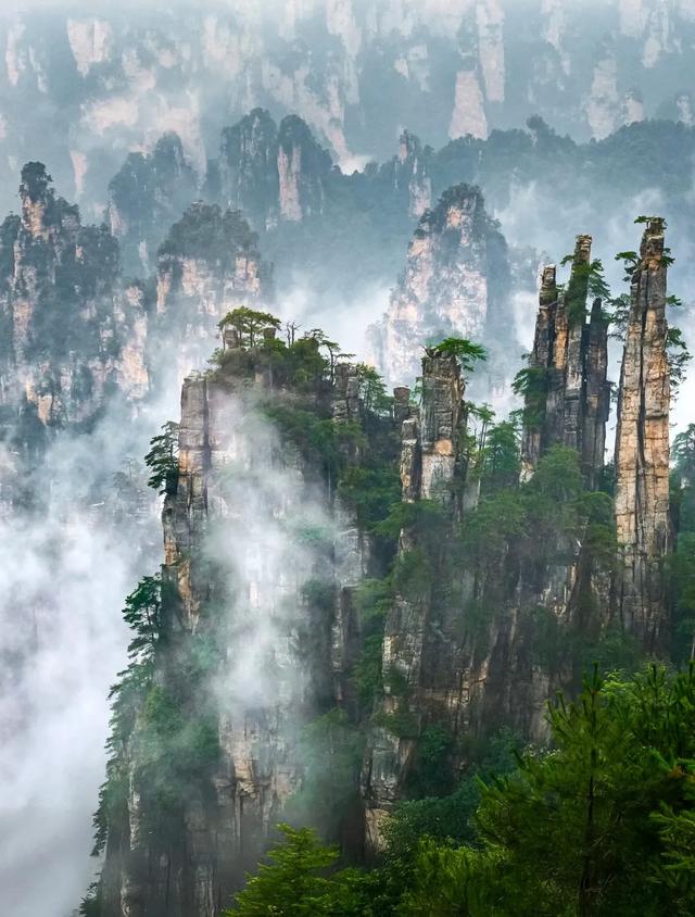 世界上最美的景色，有机会带着家人一起去看看吧