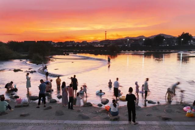 当横江昼夜流转，我在休宁把夏天过成了诗 | 皖美夏日