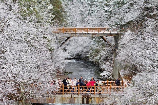 毕棚沟接待游客突破1100000！创下历史新高！