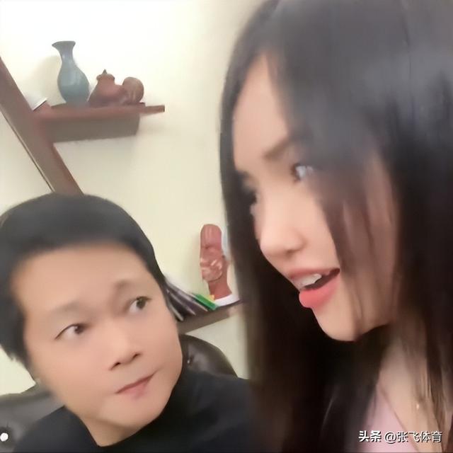 北京肖哥突发去世，年仅45岁，家里原石成堆开大奔	，十几套房出租