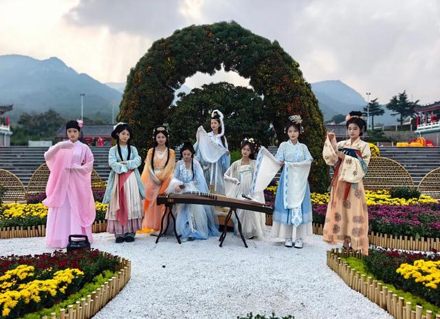 国庆云蒙活动大赏！精灵山谷魔法绽放！一站式解锁欢乐假期！