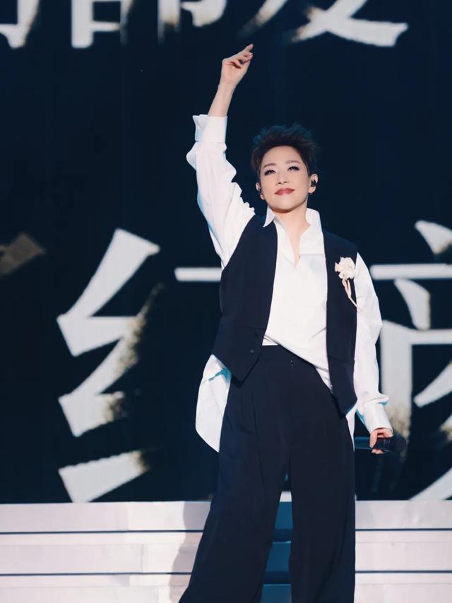 任何时期的她都难以被定义，必须重新认识林忆莲