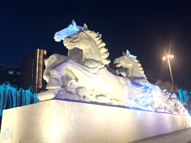 开园啦！去这里，看冰雪“七十二变”→